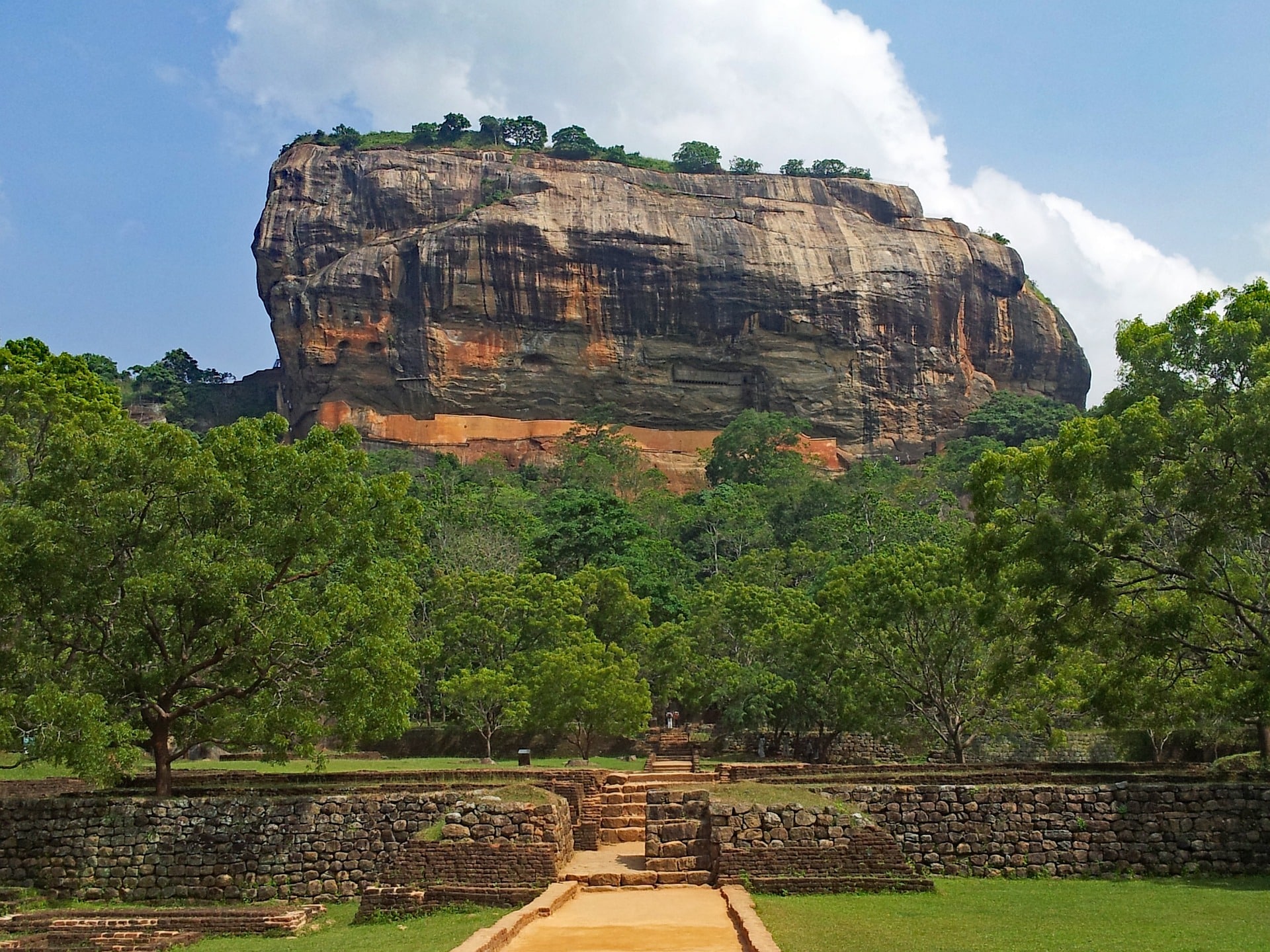 Sri lankan sigiriya rock